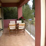 Irida Villa